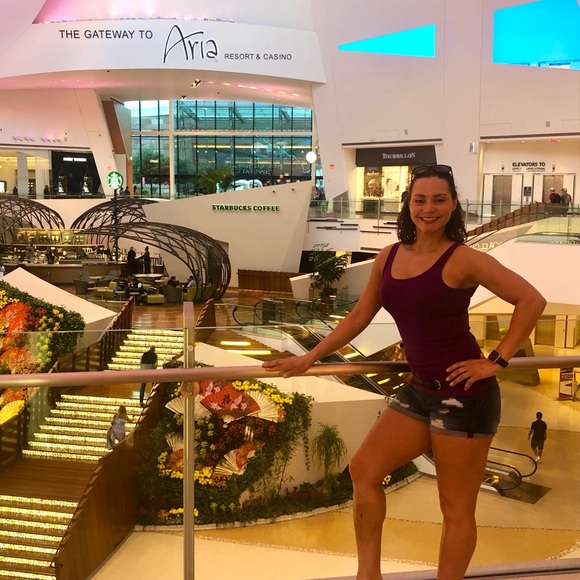 Meet your Posher, Tahni - Picture 8 of 12